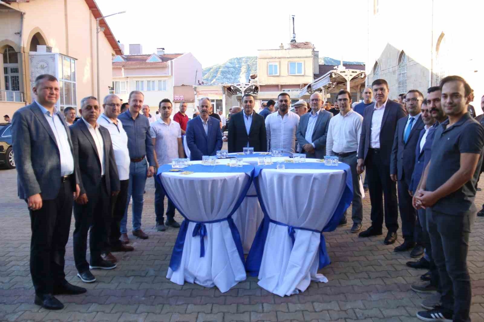 Burdur'da Kurban Bayramı namazı eda edildi