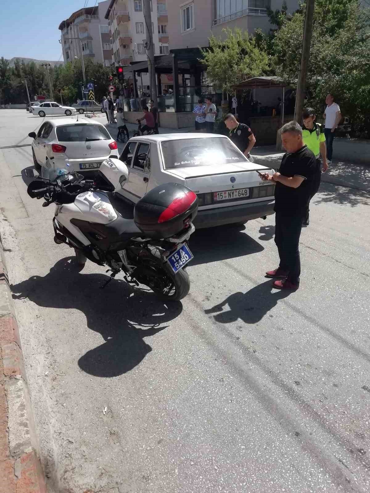 Burdur'da polisleri peşine takan 17 yaşındaki gence 82 bin TL ceza