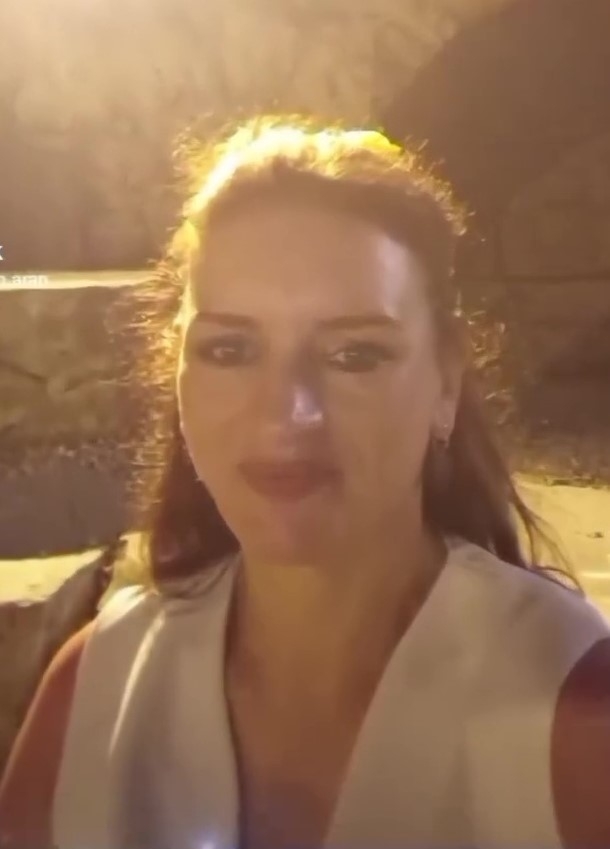 Eski eşinin boğazını kesip başında bekleyen zanlı tutuklandı