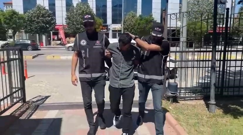Isparta'da YKS'de yapay zekayla kopya çekmeye çalışan kişi tutuklandı