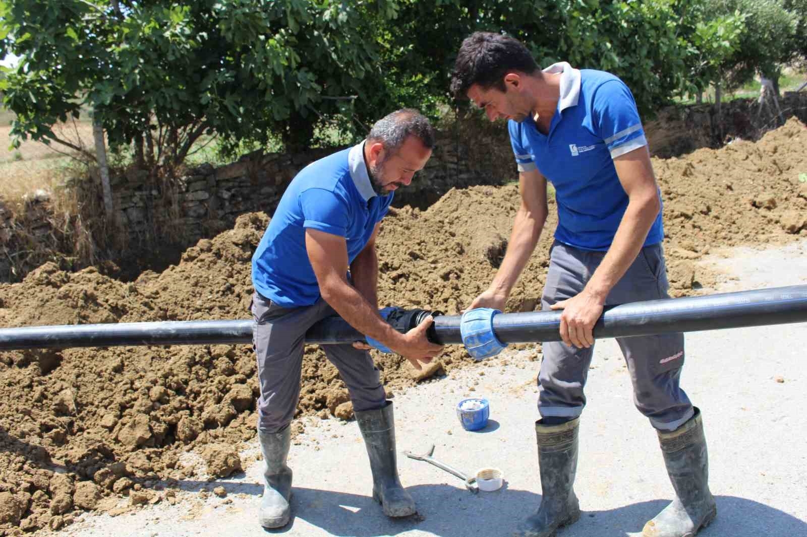 Karaöz Mahallesi'nde Su Sorunlarına Son: ASAT Yeni Borularla Çözüm Getiriyor