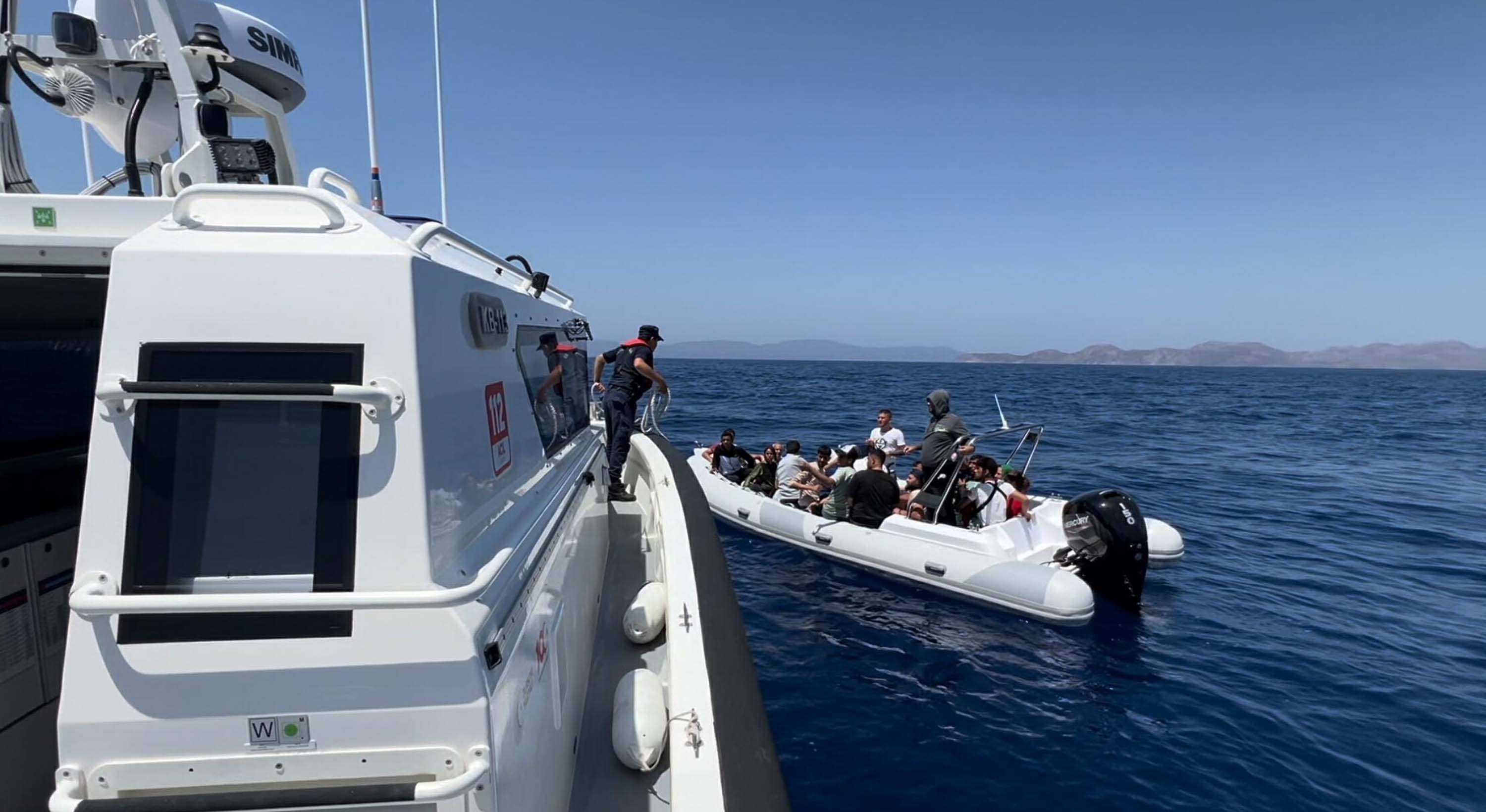 Muğla'da 19 kaçak göçmen kurtarıldı