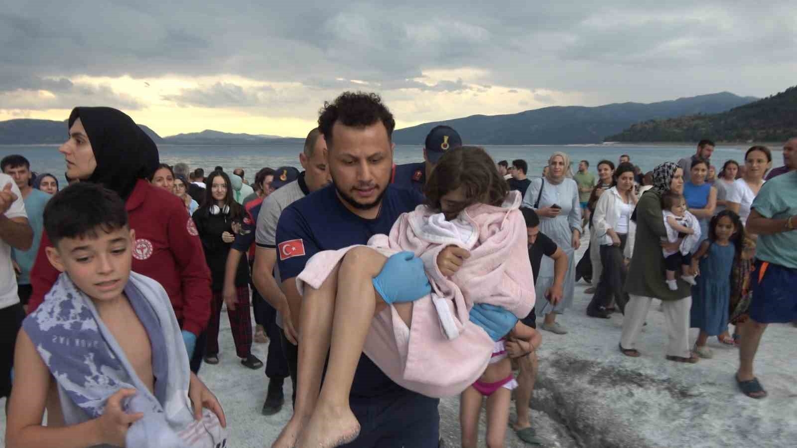 Salda Gölü'nde ki vatandaş o anları anlatırken gözyaşlarına hakim olamadı