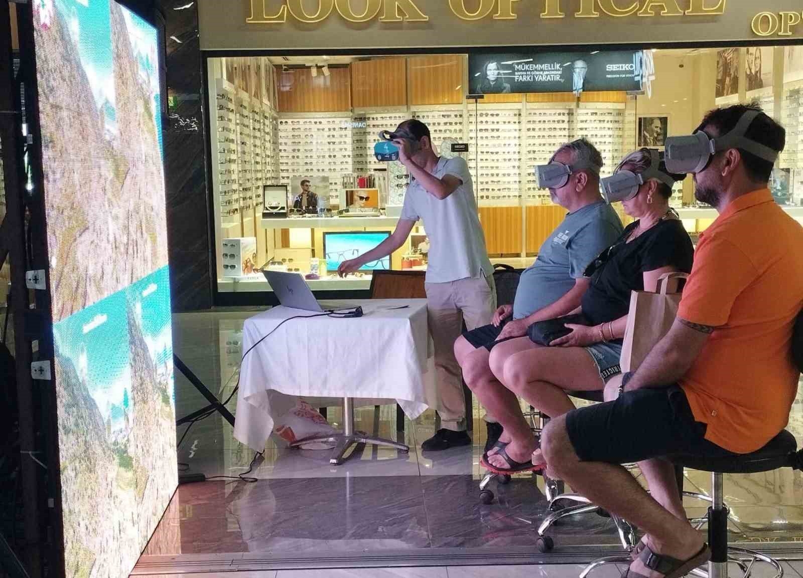 VR etkinliğiyle Mersin'i yeniden keşfettiler