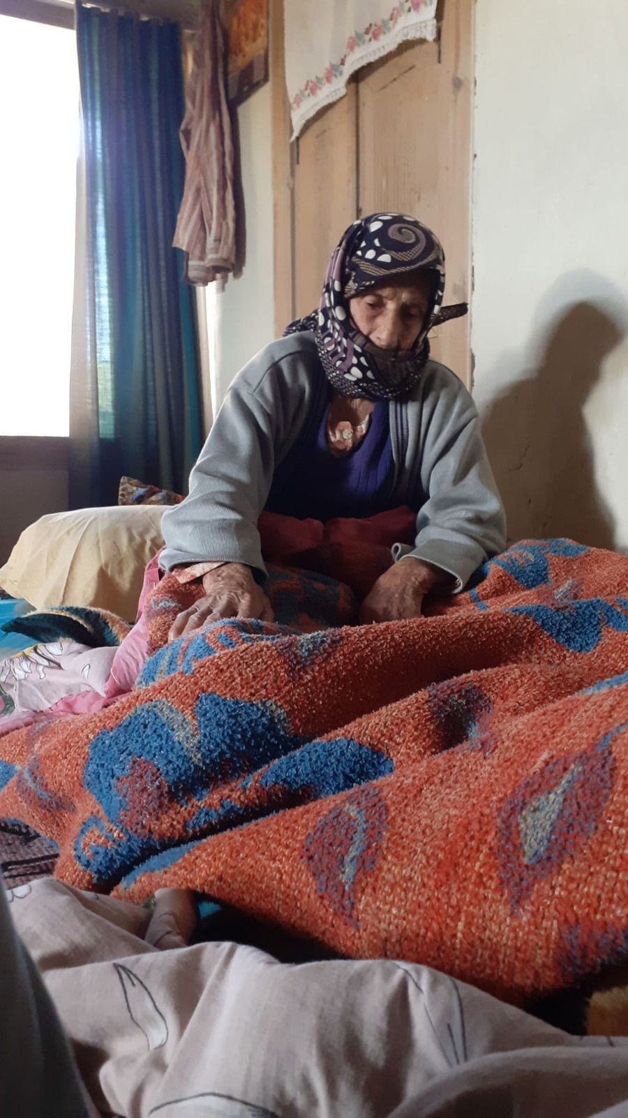 Yaralı bulunan Alzheimer hastası kadın kurtarılamadı
