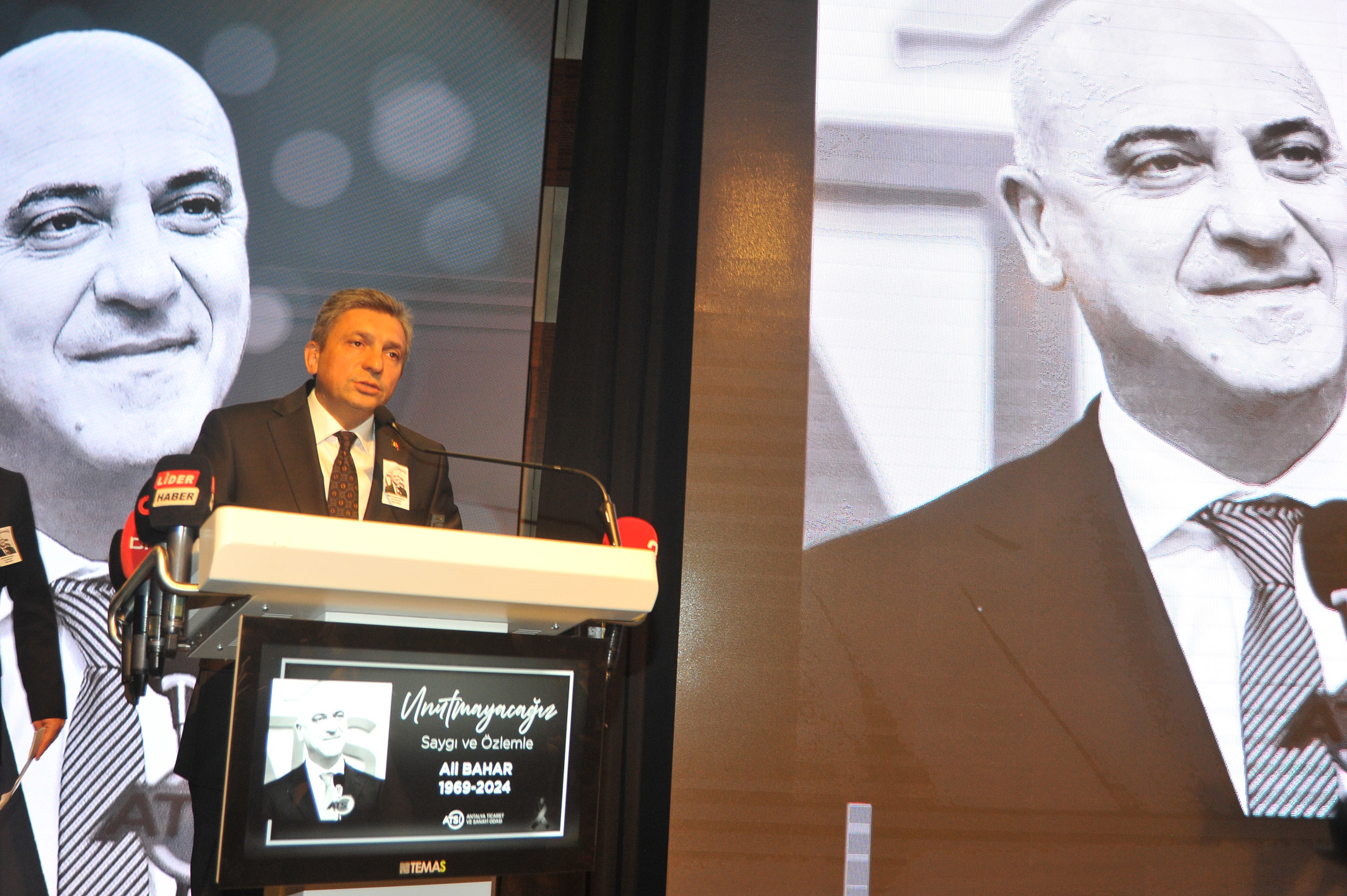Vali Şahin: ''Vizyonun, misyonun, hedeflerin hedefimizdir"