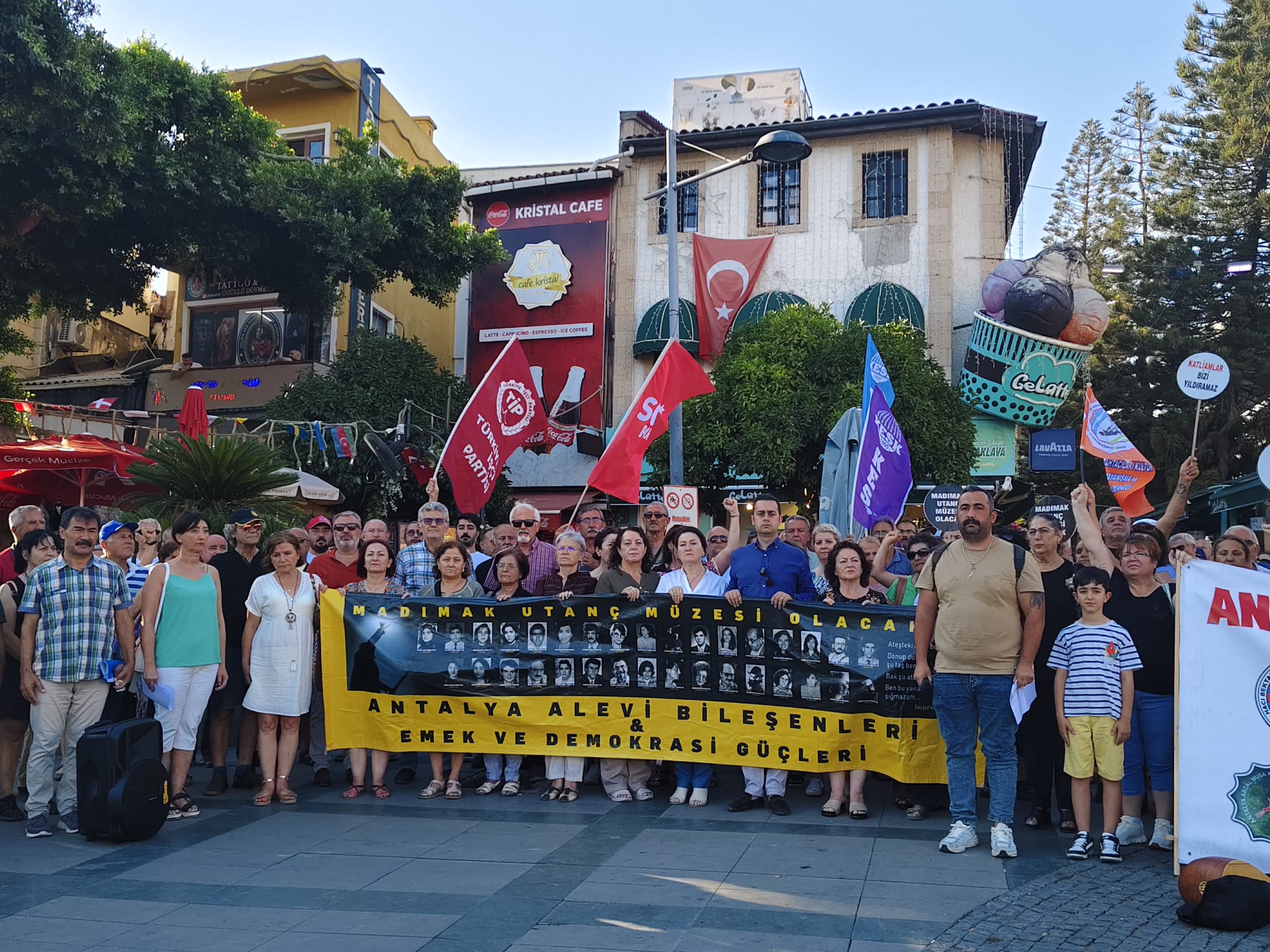 Madımak Olayı Antalya’da anıldı