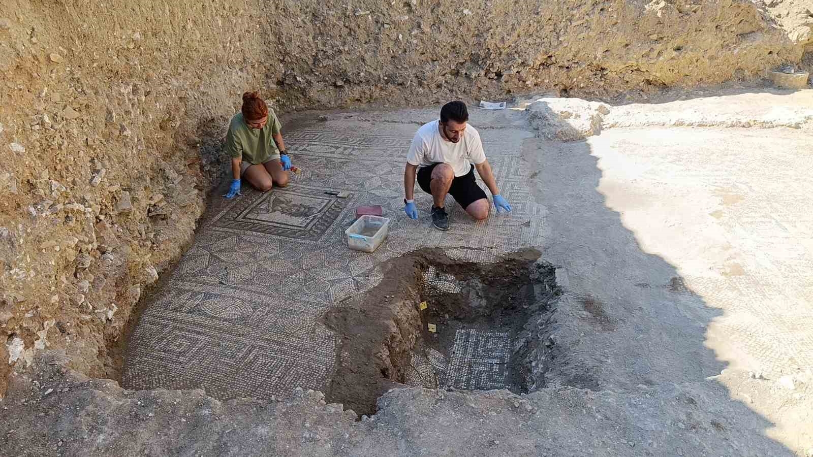 Antalya'da mitolojik ilham perisi 'Kalliope' heyecanı
