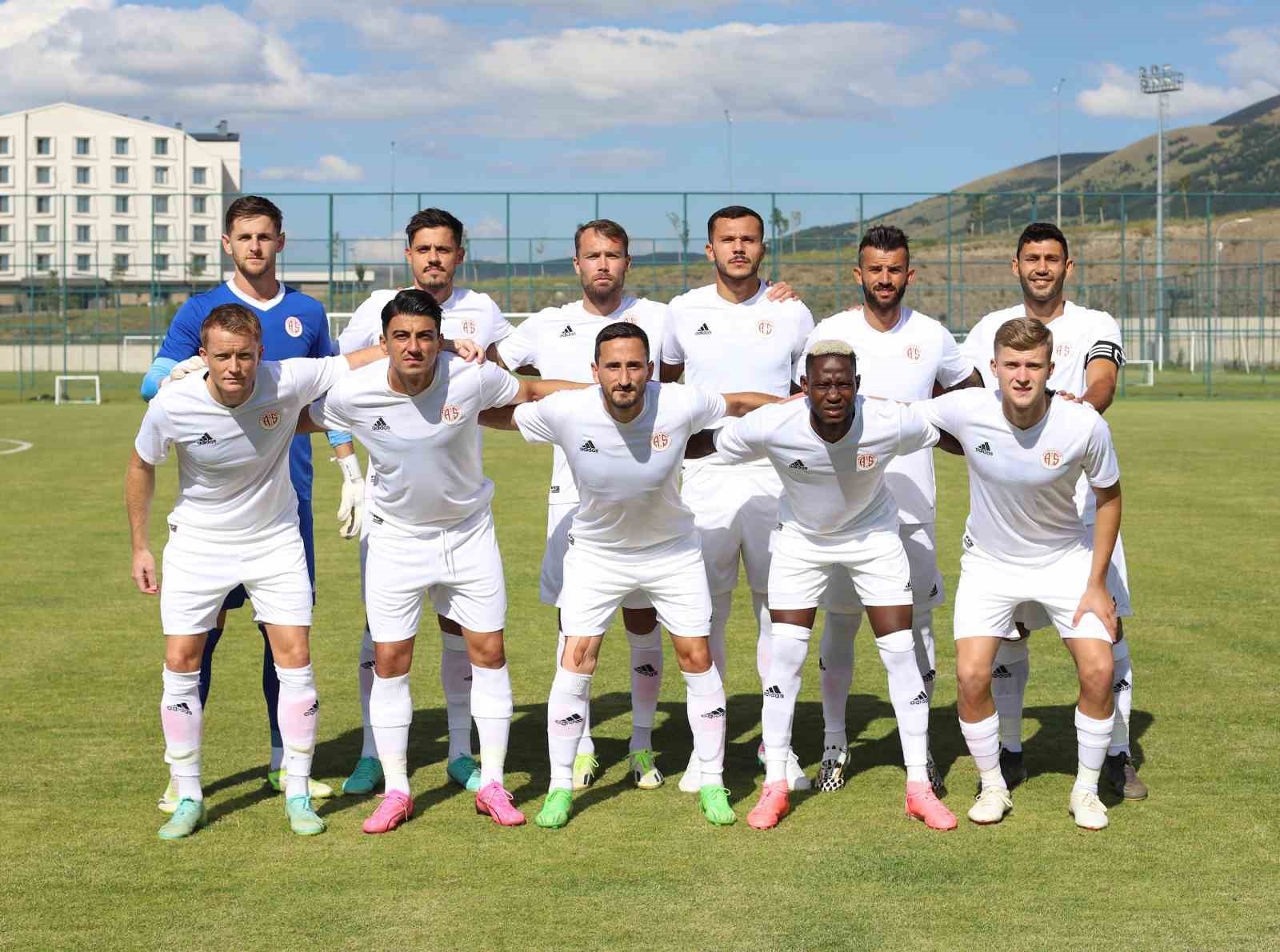 Antalyaspor ikinci etabın ilk hazırlık maçında mağlup oldu