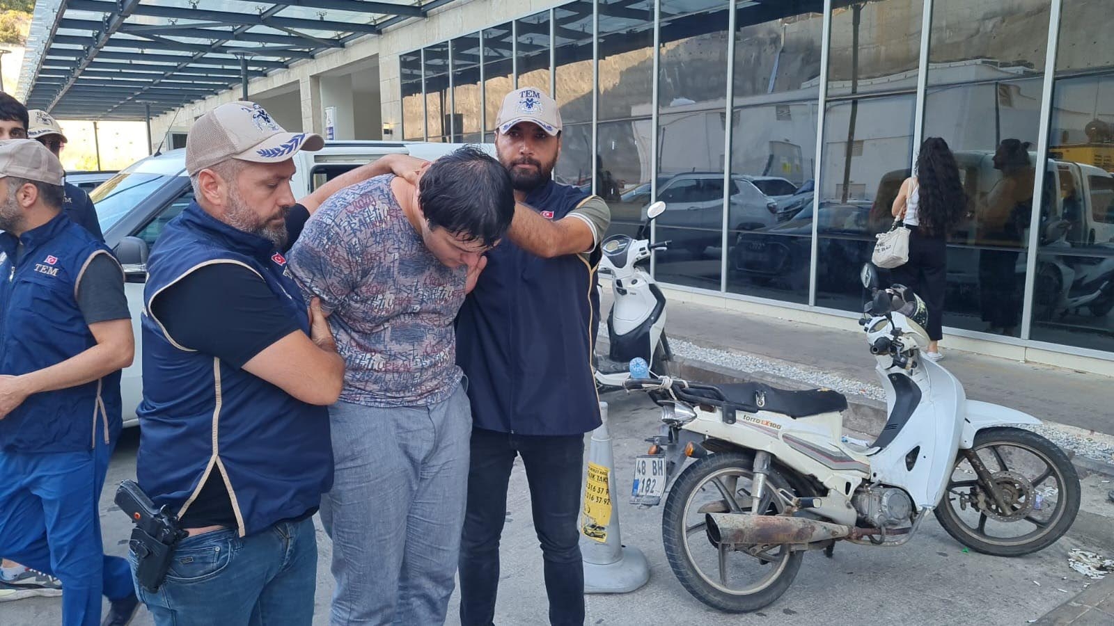 Bakan Yerlikaya: Rusya'da bombalı saldırı düzenleyen terörist Bodrum'da yakalandı