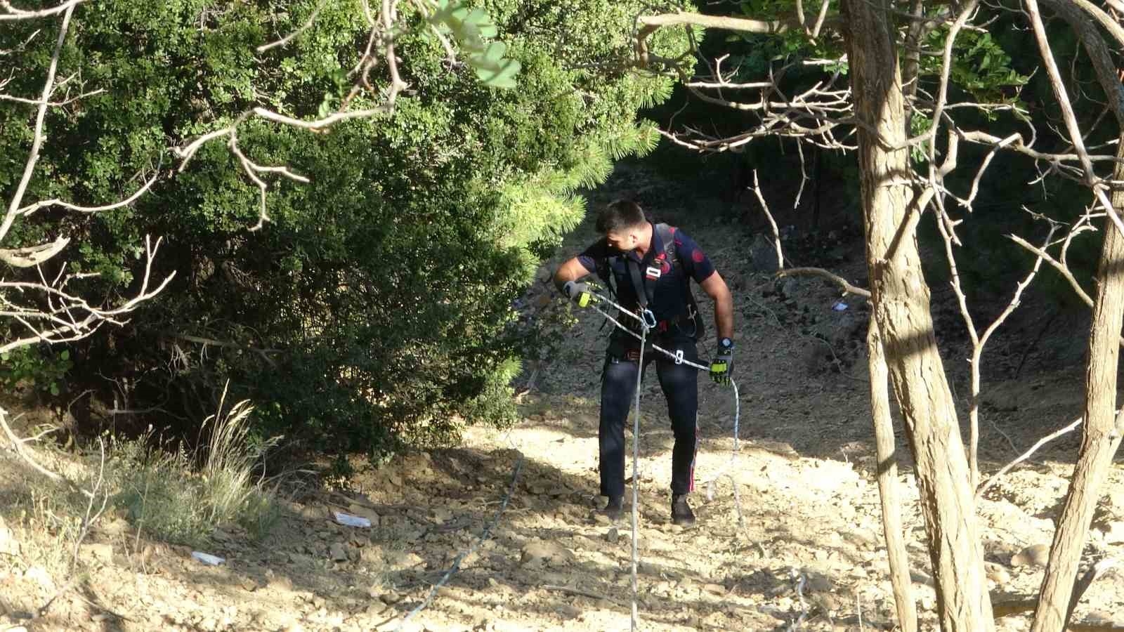 Barajda boğulmaktan son anda kurtarılan çocuk hastanede hayatını kaybetti