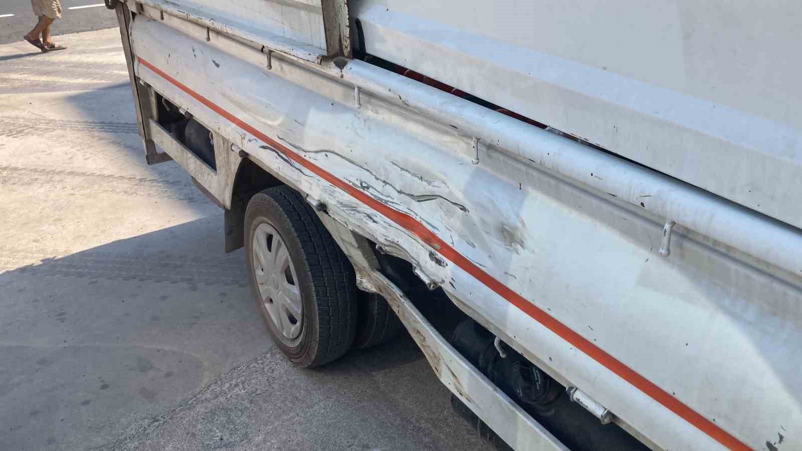 Başka bir aracın üzerinden geçtiği genç de kurtarılamadı: Motosiklet kazasında 2 ölü