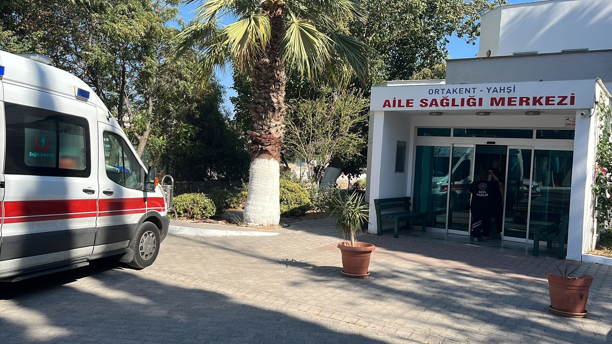 Bodrum'da aile sağlık merkezinde doktor ve hasta arasında darp iddiası; fenalaşan doktor yoğun bakımda