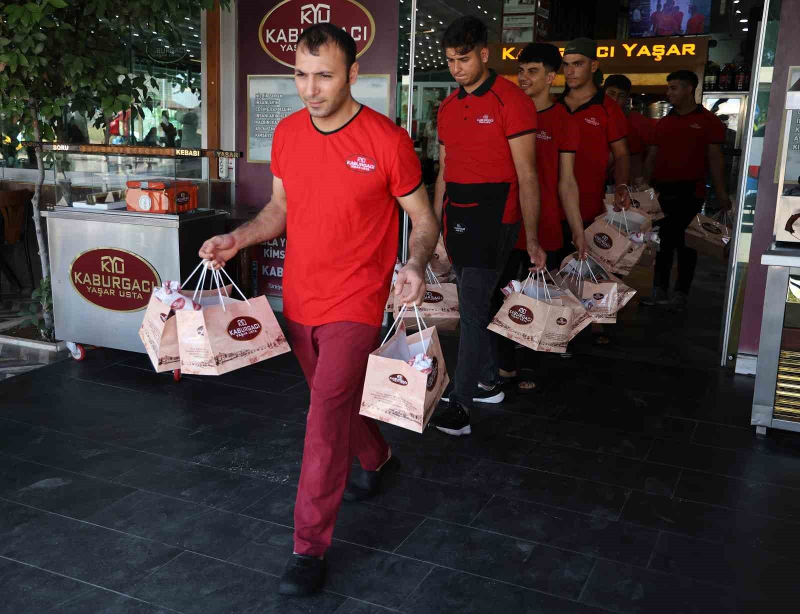 'Dünya Kebap Günü'nde kebap izdihamı