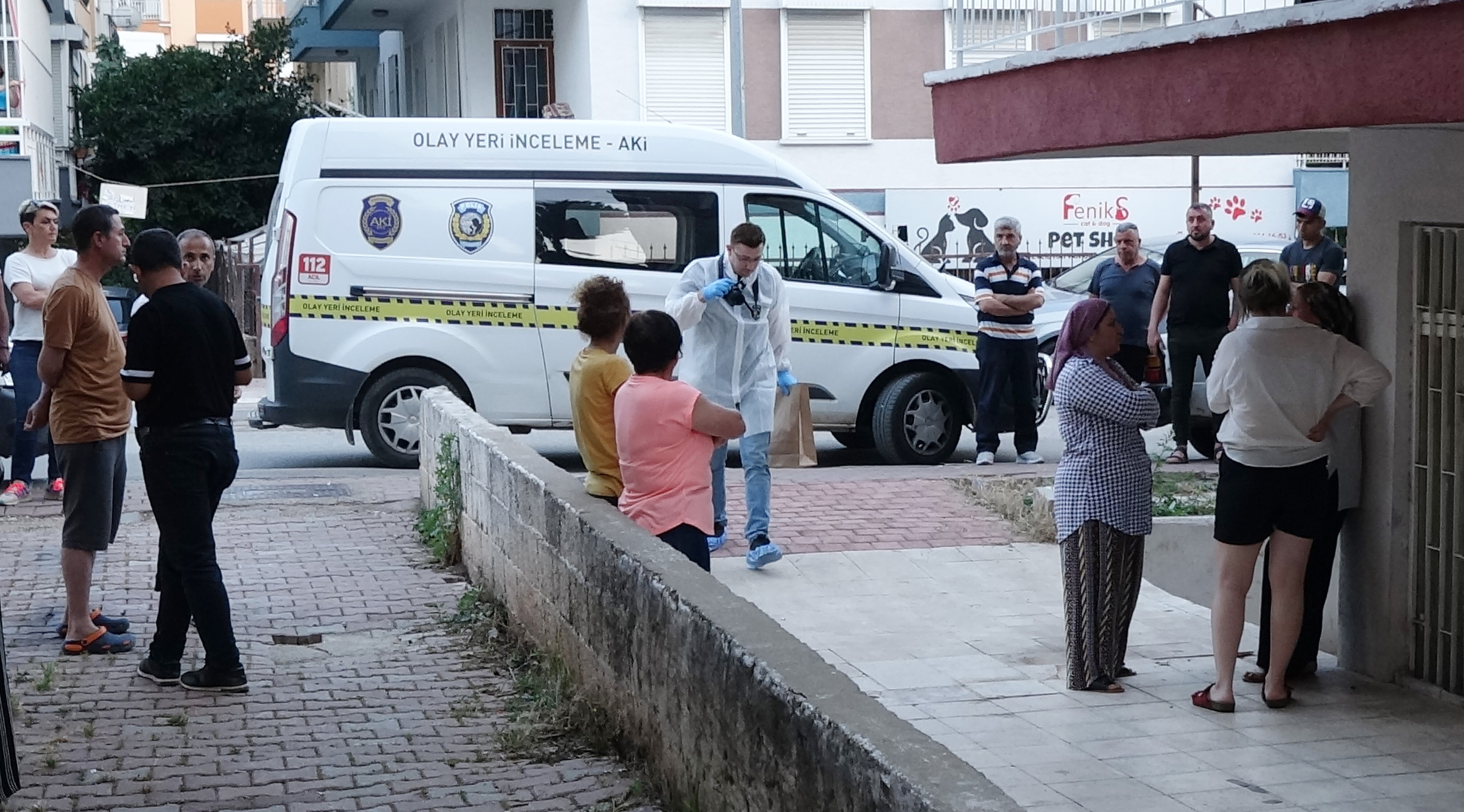 Eşini öldürmekten yargılanan sanık, 'çocuklarının beyanını yönlendirdi' iddiasını reddetti