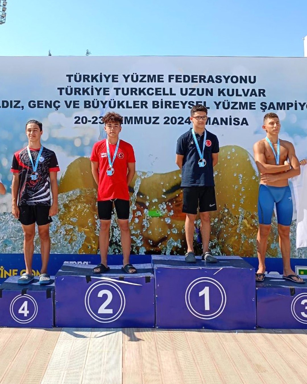 Genç kulaç Zafer Yılmaz'dan, Manisa'da duble başarı