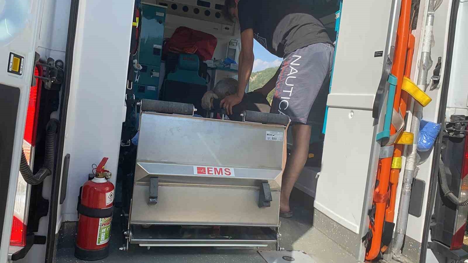 Isparta'da baraja giren 14 yaşındaki çocuk boğulmaktan son anda kurtarıldı