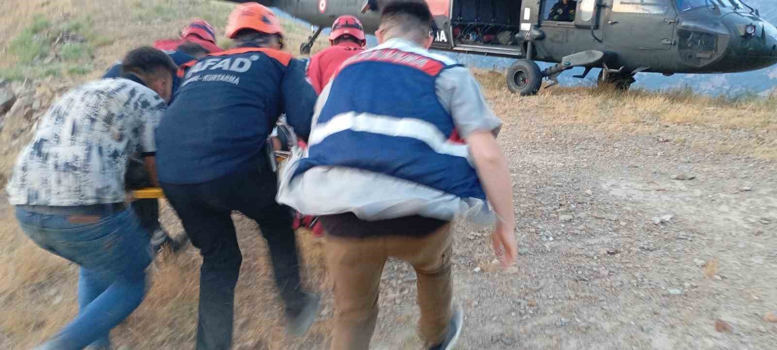 Kayalıklardan düşen çoban hayatını kaybetti