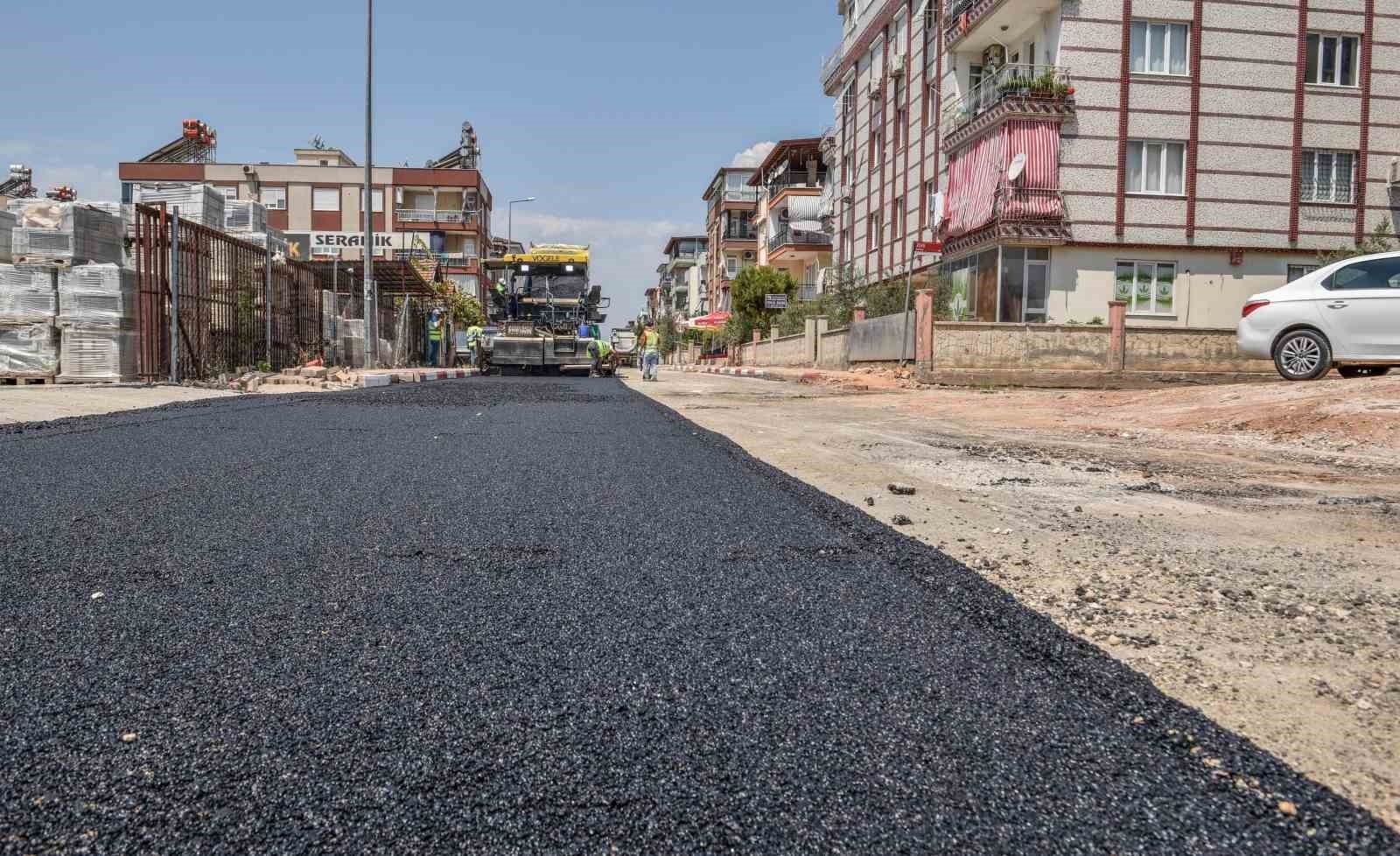 Kepez, Emek Mahallesi'ni de dönüştürüyor
