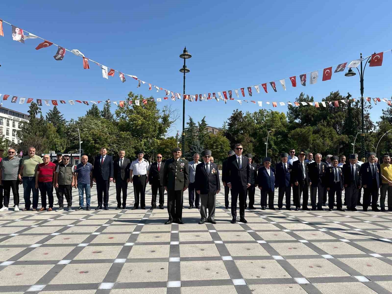 Kıbrıs Harekatı'nın 50'inci yıl dönümü Burdur'da törenle kutlandı