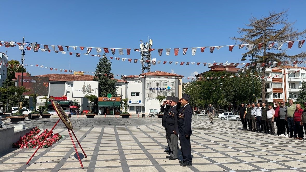 Kıbrıs Harekatı'nın 50'inci yıl dönümü Burdur'da törenle kutlandı