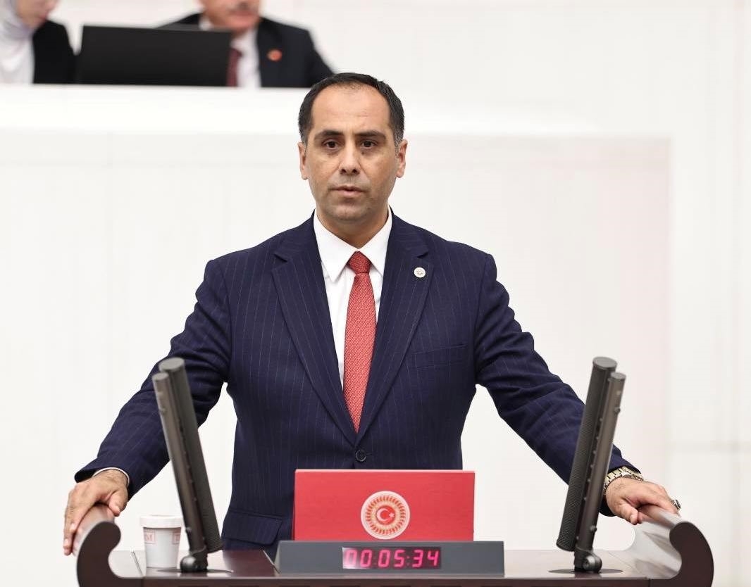 Kıratlı: "Mersin Lojistik Limanı proje çalışmaları devam ediyor"