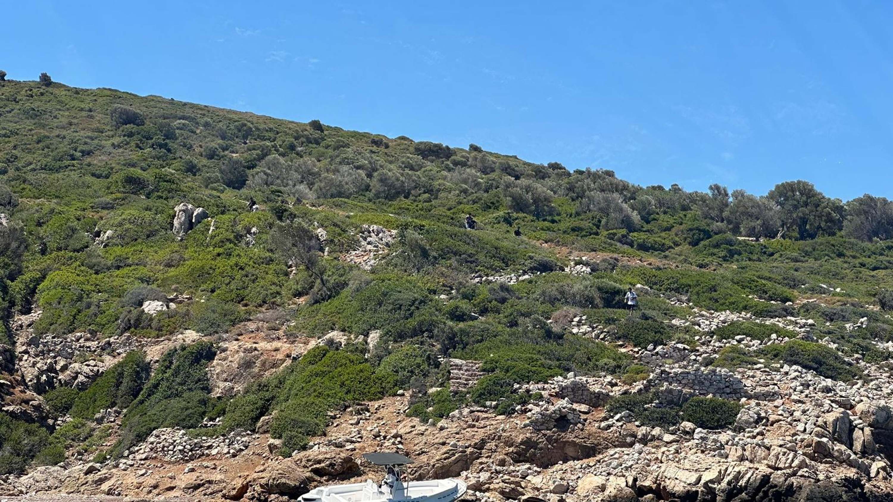 Marmaris'te 37 kaçak göçmen yakalandı