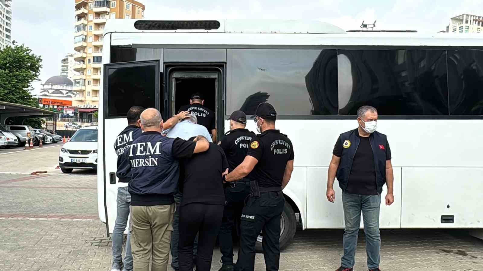 Mersin'de DEAŞ operasyonu: 9 şüpheli adliyeye sevk edildi