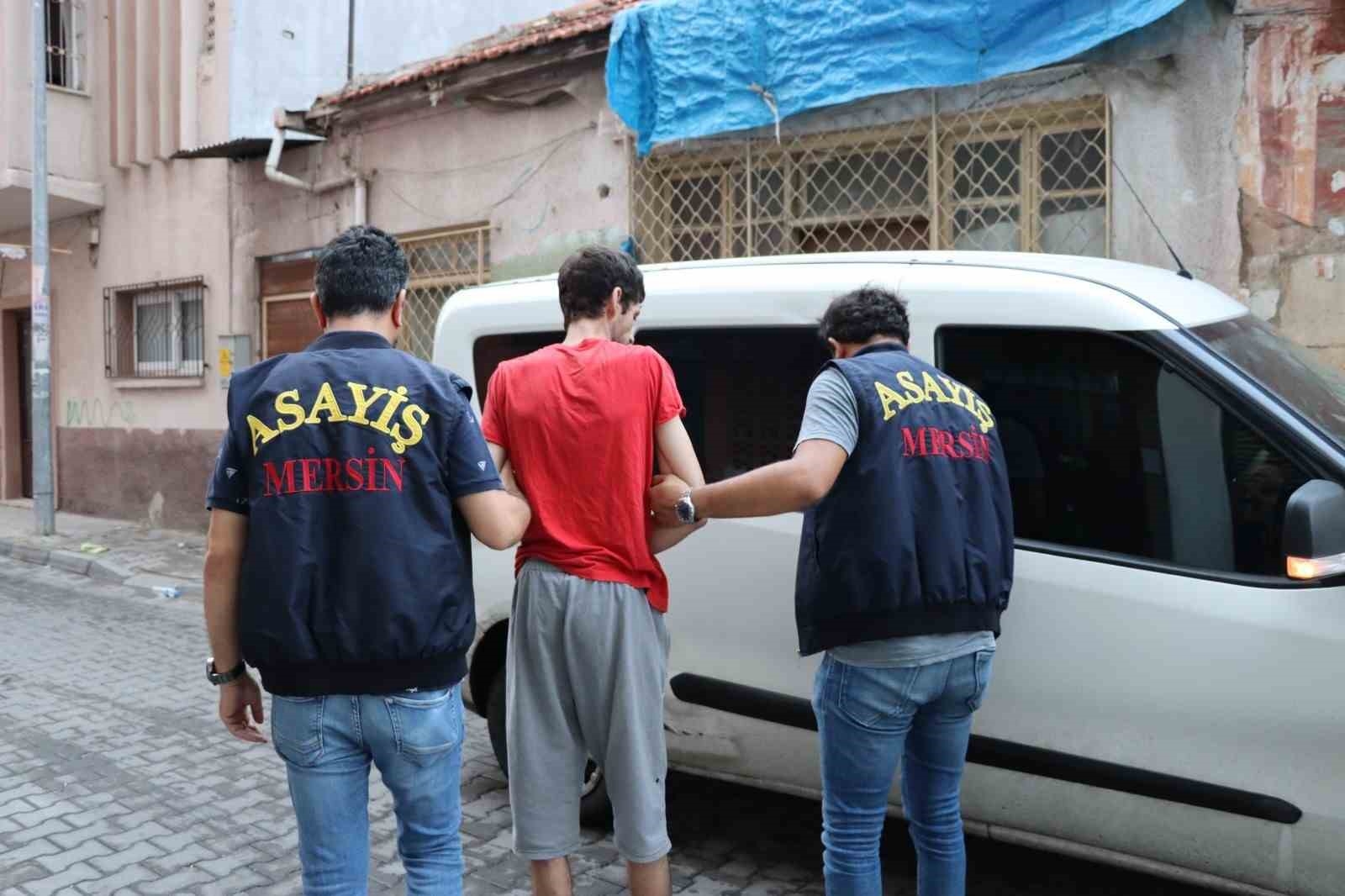 Mersin'de hapis cezasıyla aranan şahıslara eş zamanlı operasyon: 78 gözaltı
