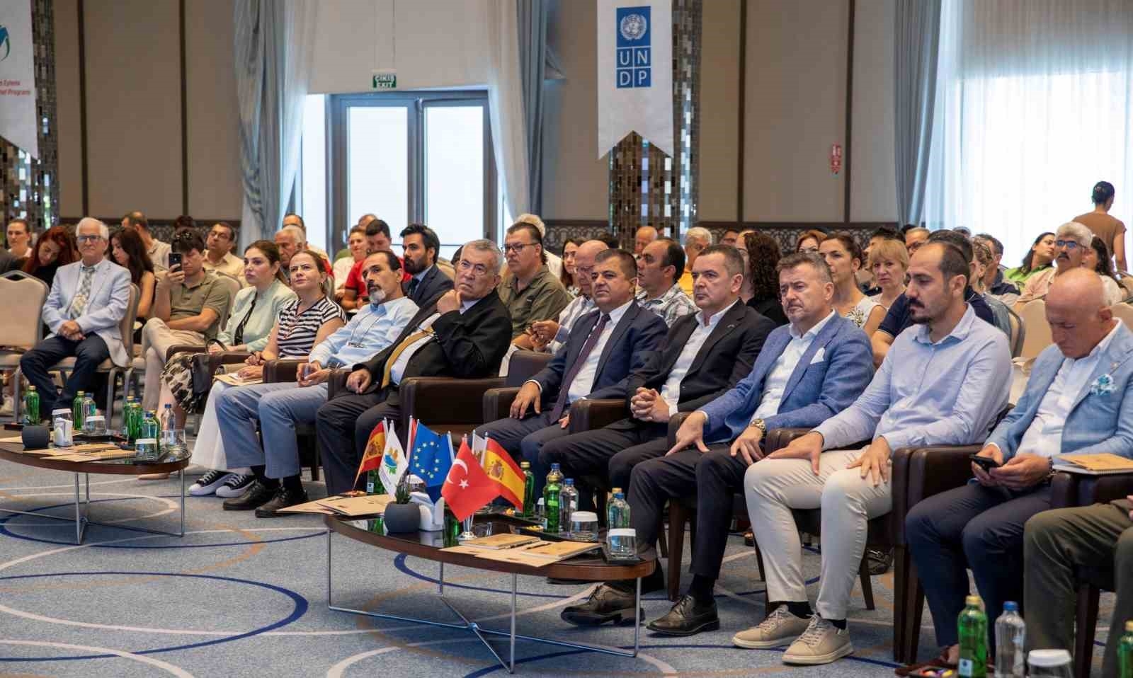Mersin'de 'İklim Mersin Toplantısı' düzenlendi