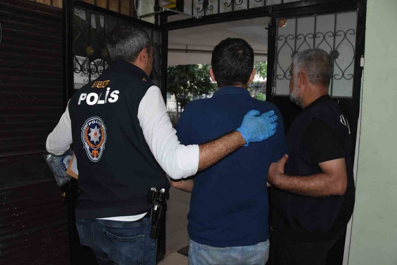 Mersin'de müstehcen yayın operasyonu: 5 tutuklama
