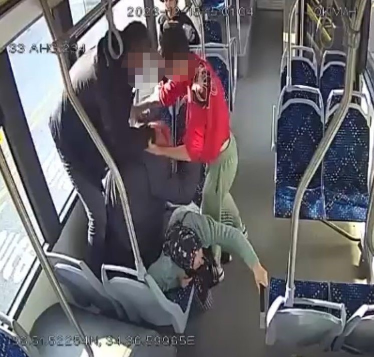 Mersin'de otobüste darbedilen yaşlı çiftin davası sürüyor