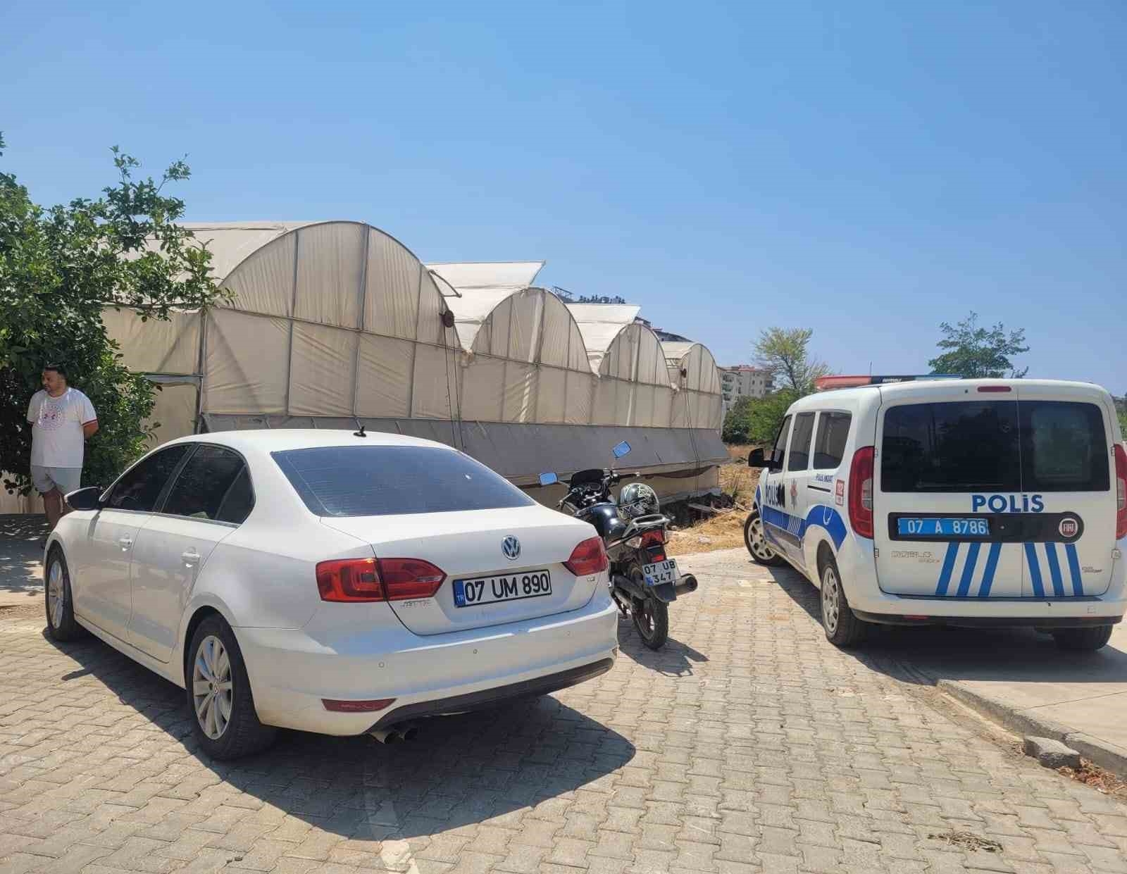 Otomobil ile motosiklet çarpıştı: 2 yaralı