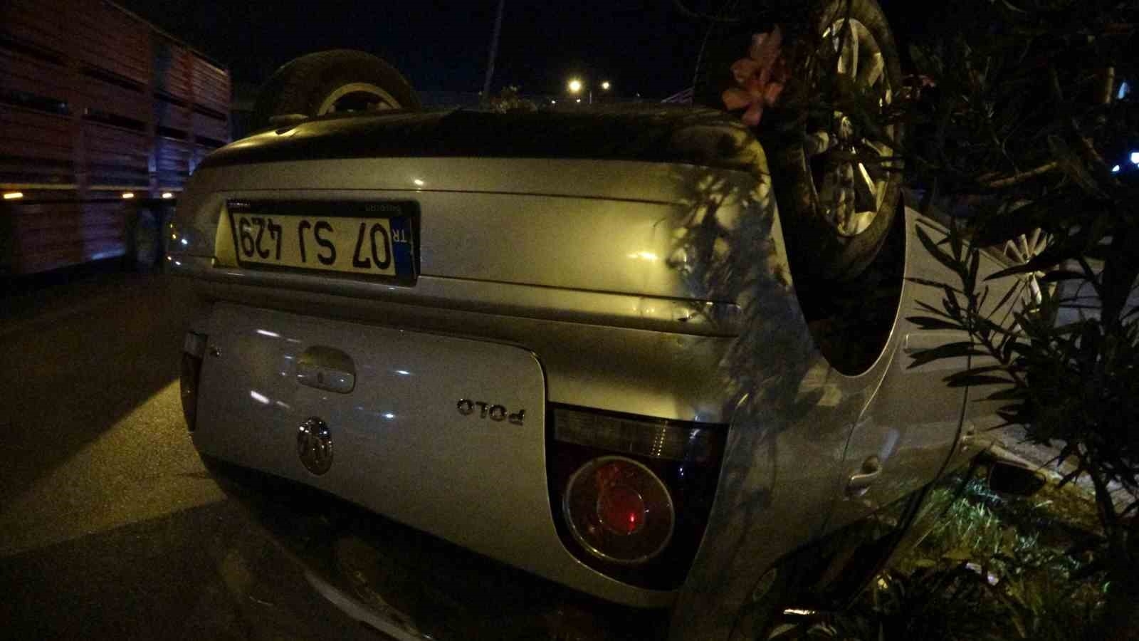 Otomobille takla attılar, 'tesadüfle' kurtuldular