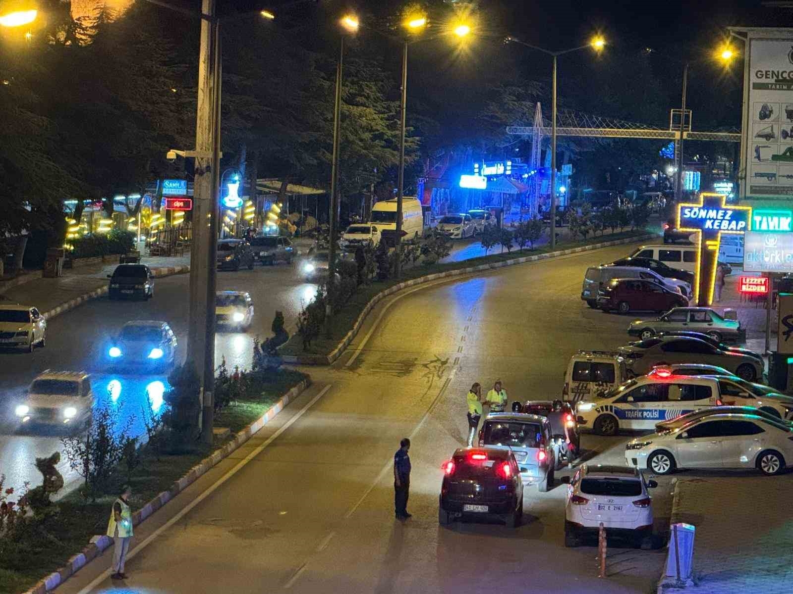 Polisin dur ikazına uymayan taksici 1.80 promil alkollü çıktı
