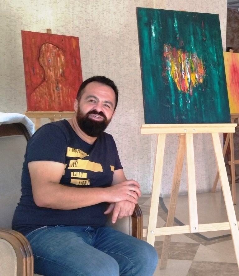 Ressam Çevirgen,"Sanatçı yaşayan bir vicdandır"