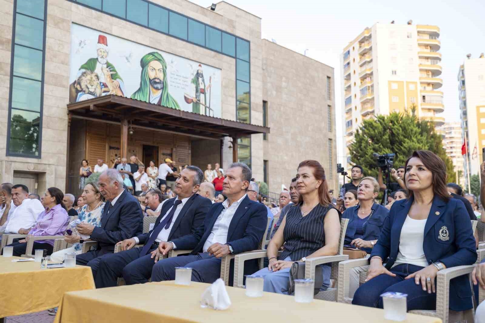 Seçer: "Mersin, Türkiye'nin kardeşlik kentidir"