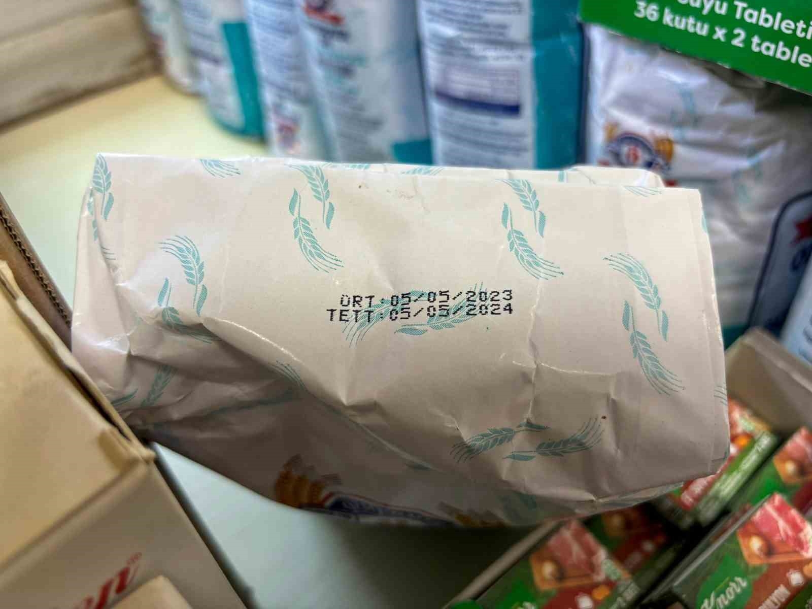 Tarsus'ta son kullanma tarihi geçmiş çok sayıda ürün ele geçirildi
