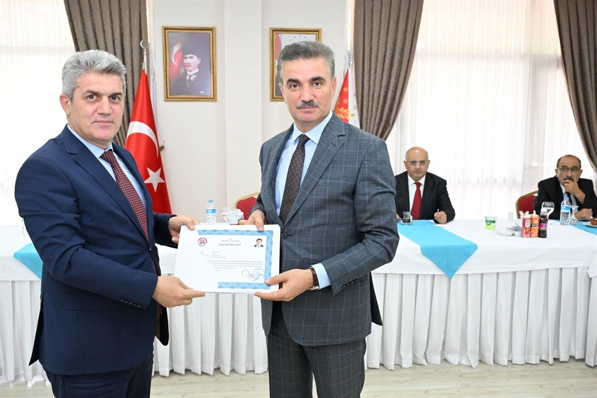 Tayini çıkan kaymakamlar uğurlandı