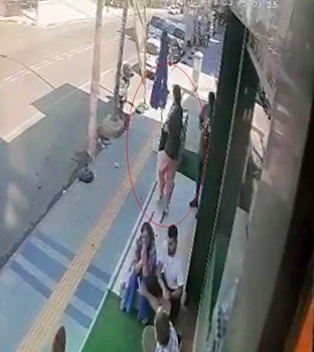 15 yaşındaki kızının kaçırıldığı iddiasıyla suç duyurusunda bulundu