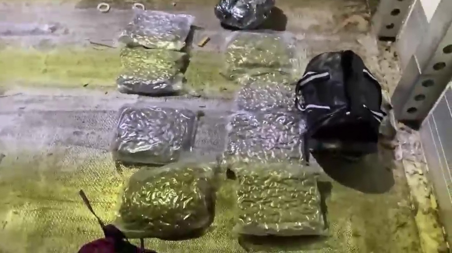 Antalya'da film sahnesi gibi narkotik operasyonu