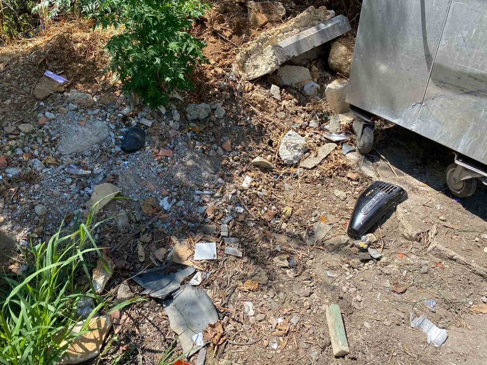 Antalya'da göz göre göre kaza kamerada