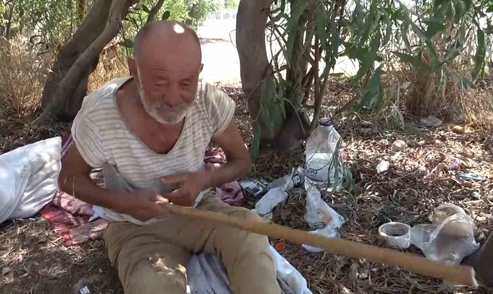 Barakadaki arkadaşının ölümünü "Değnekle dürttüm, baktım ölmüş" diye anlattı