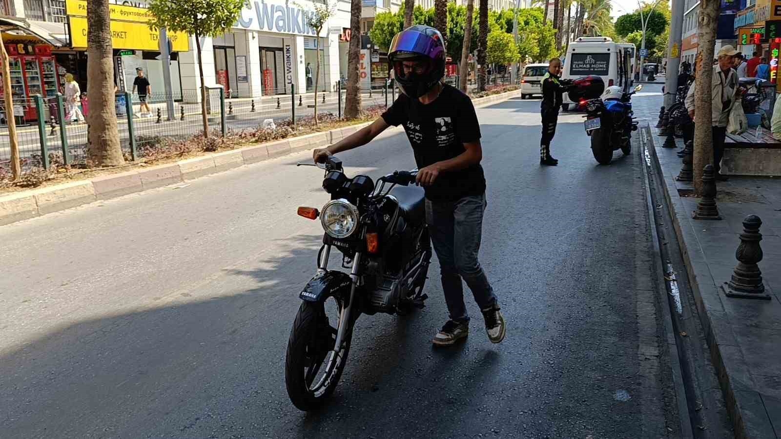 Kaza yaptırdı, olay yerinden kaçtı