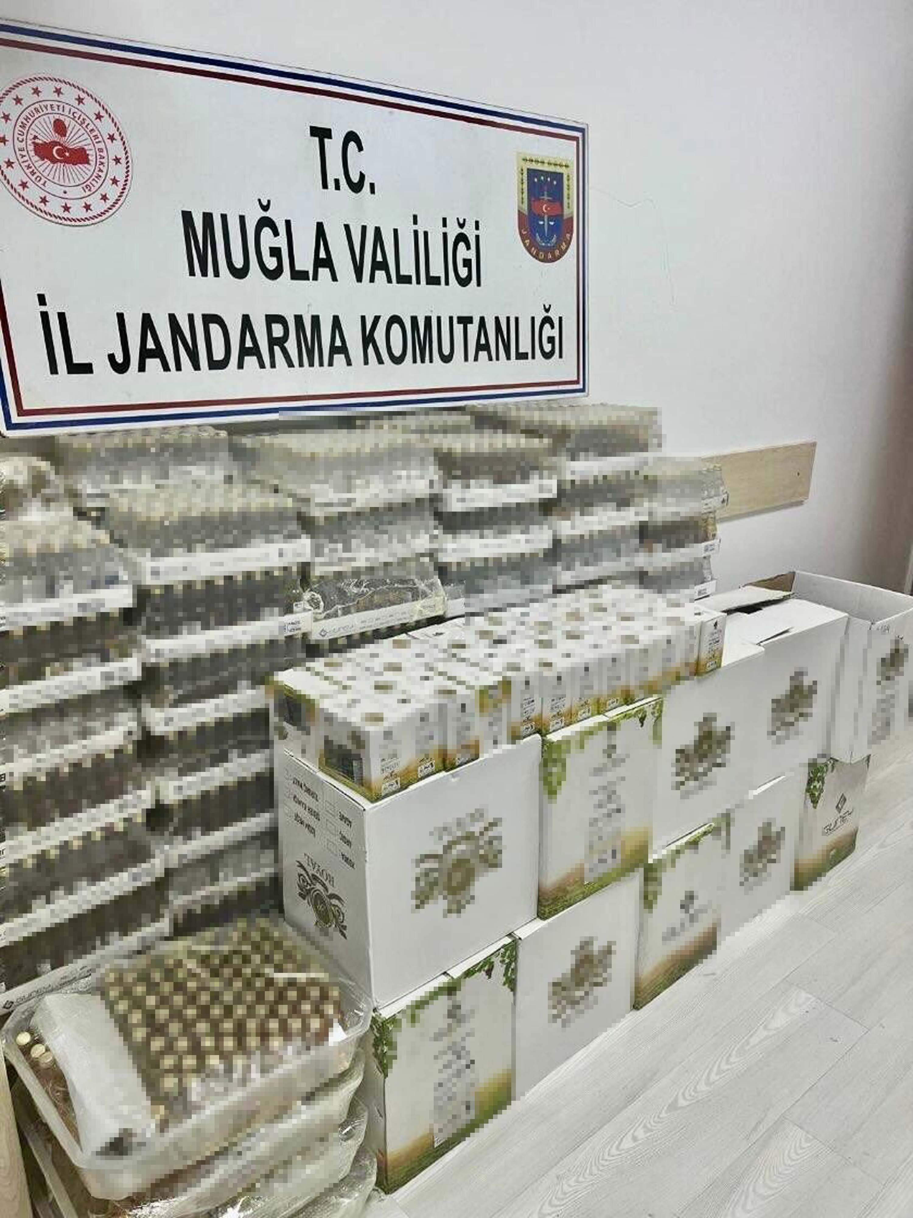 Muğla'da 8 bin 664 şişe kaçak içki ele geçirildi