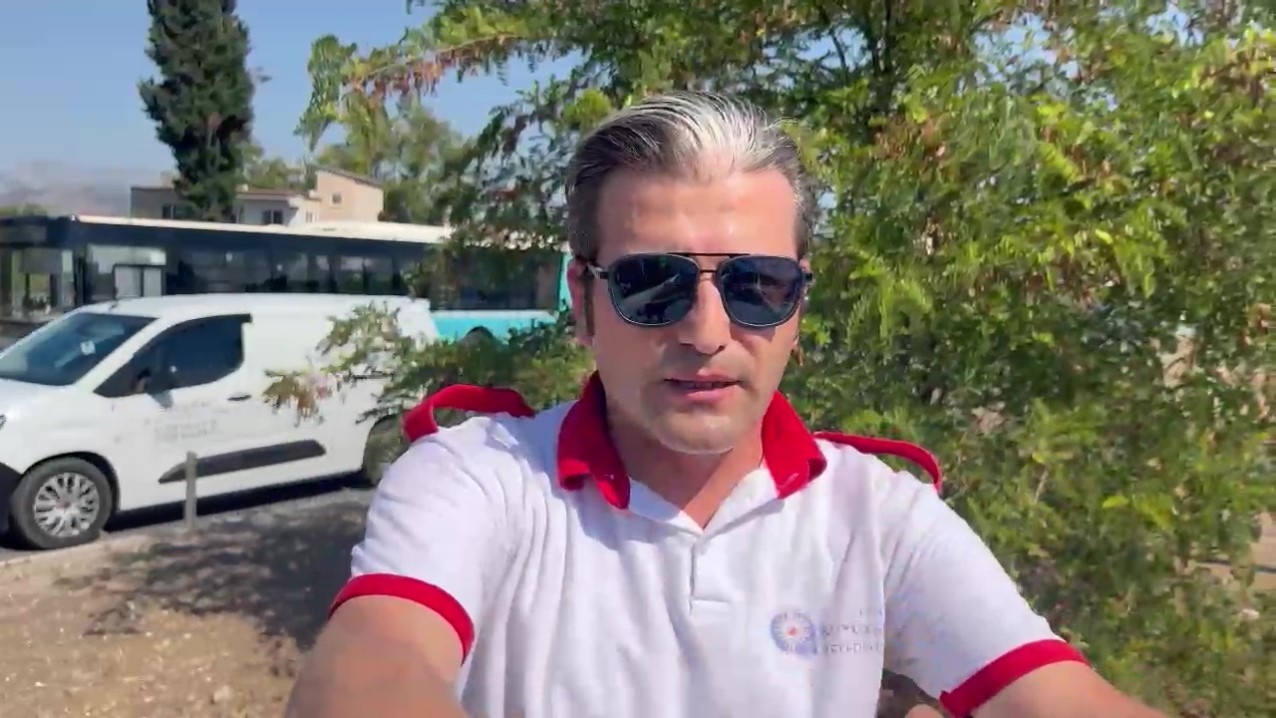Seyir halindeki halk otobüsü alev alev yandı