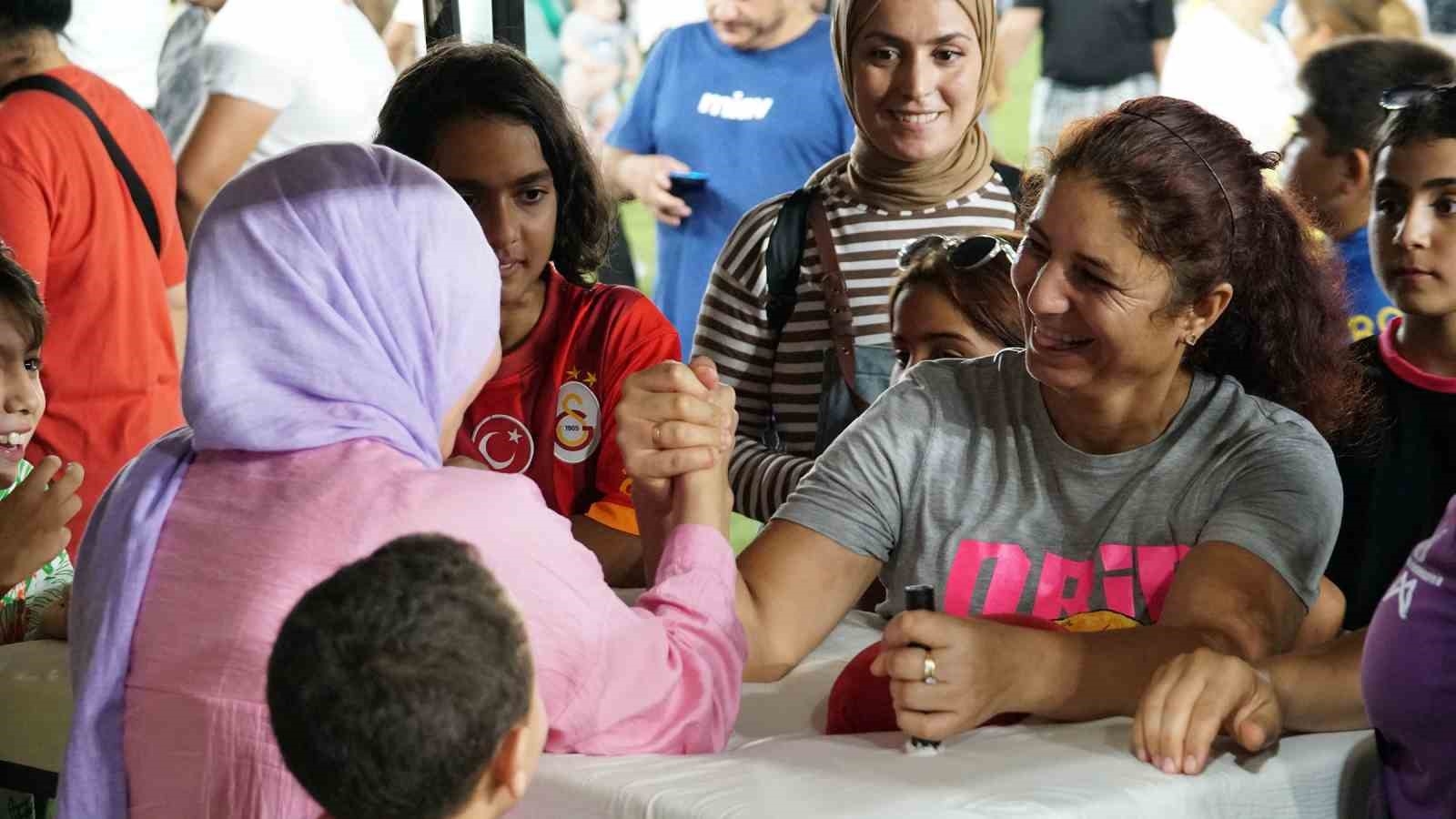 Tarsus'ta 'Yaz Akşamları Şenliği' başladı