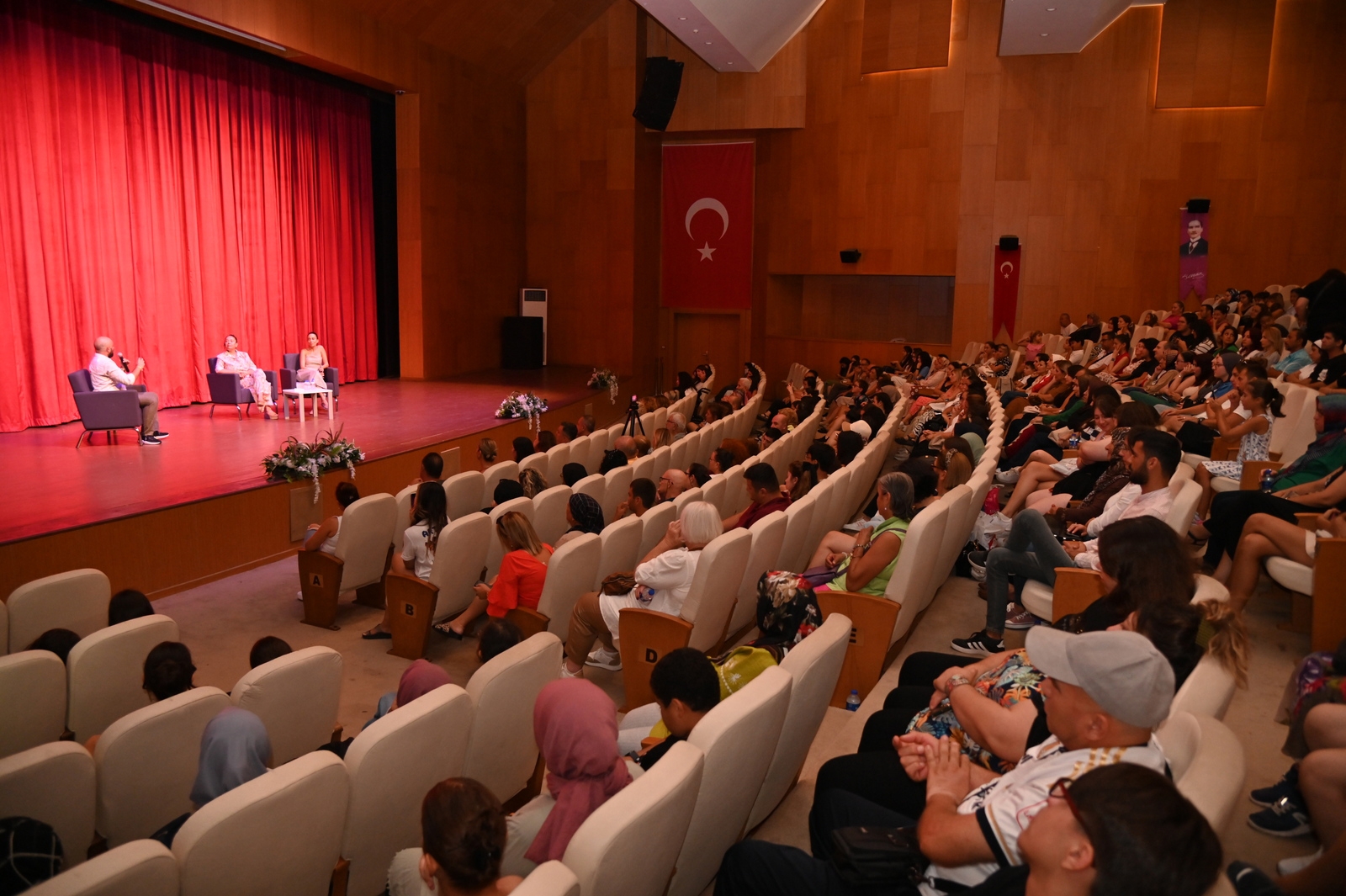 Taşçıoğlu ve Karakoç, Manavgatlılarla buluştu