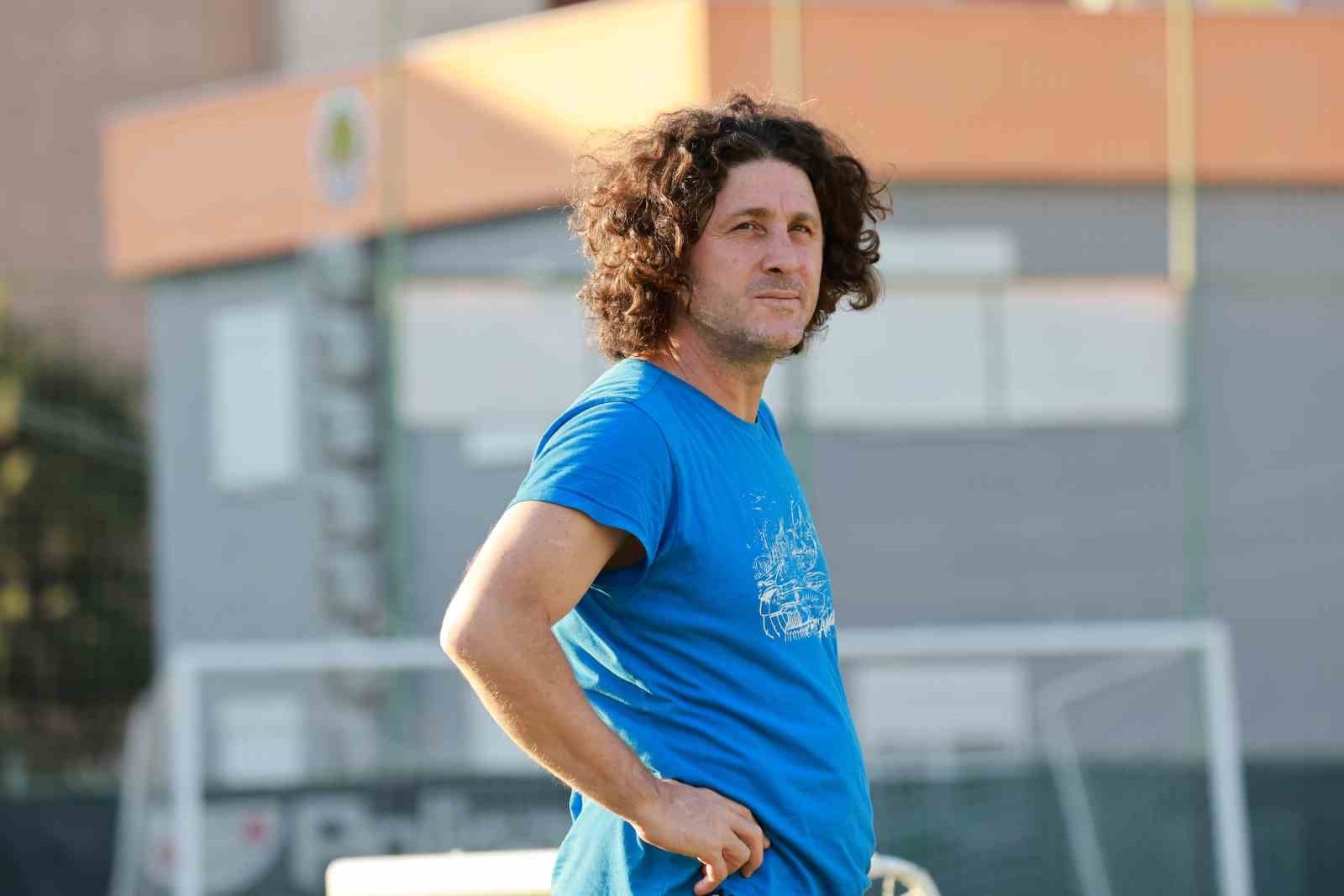 Alanyaspor'da Rizespor maçı hazırlıkları başladı