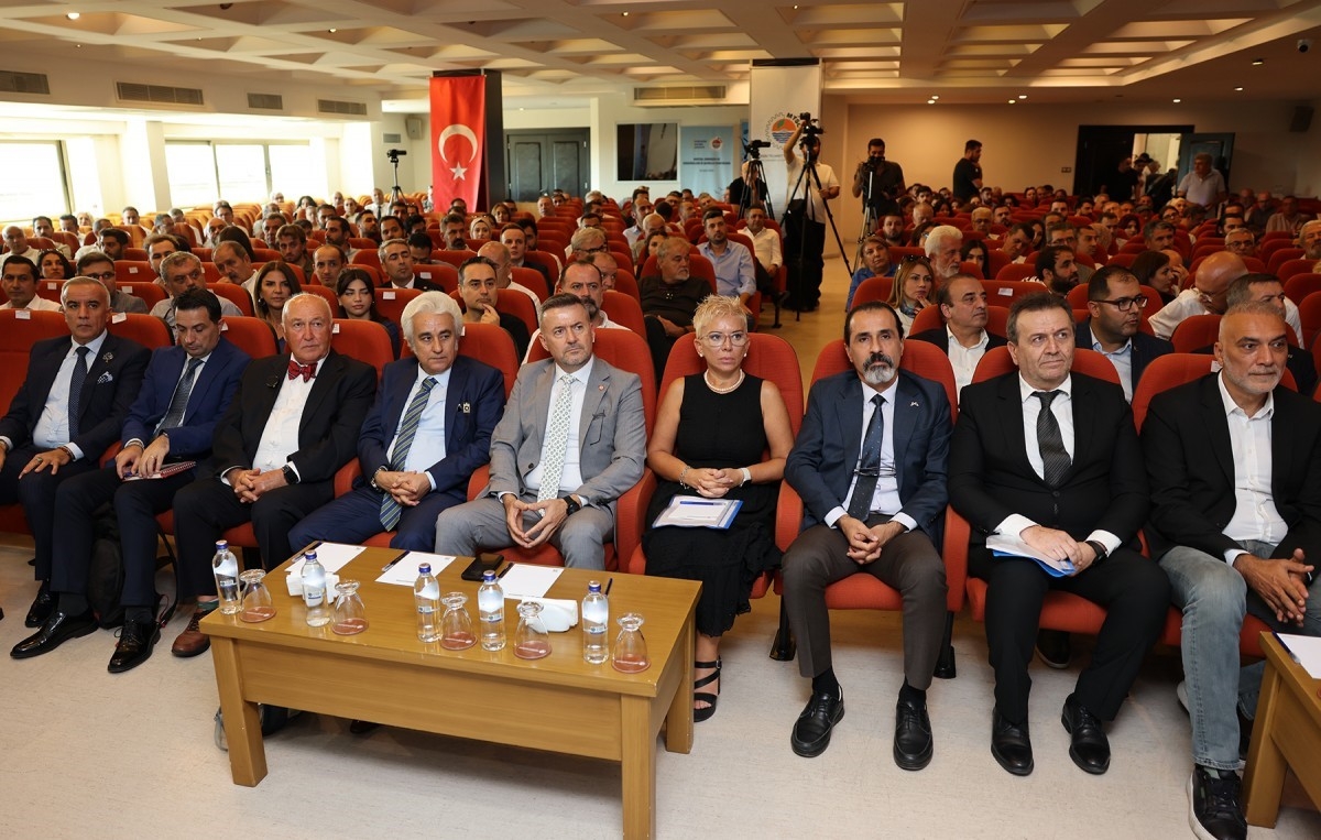 Deprem Bilimci Prof. Dr. Ercan: "Mersin'in sorunu zemin sıvılaşması ve buna bağlı hissedilen aşırı çalkalanma"